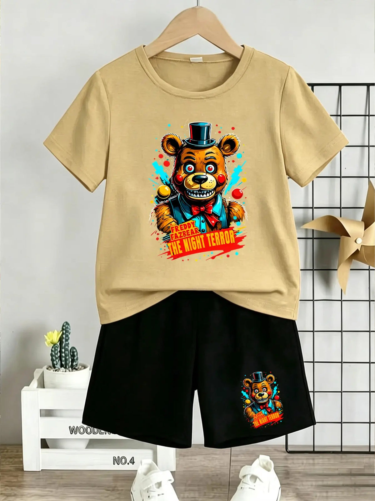 Five Nights At Freddy's Freddy Fazbear Printed Children's Short-Sleeved Set Summer Casual, Comfortable, Fashionable, Everyday, Outdoor Versatile T-Shirt And Shorts Set, Cartoon Printed Set, Ideal Gift Choice