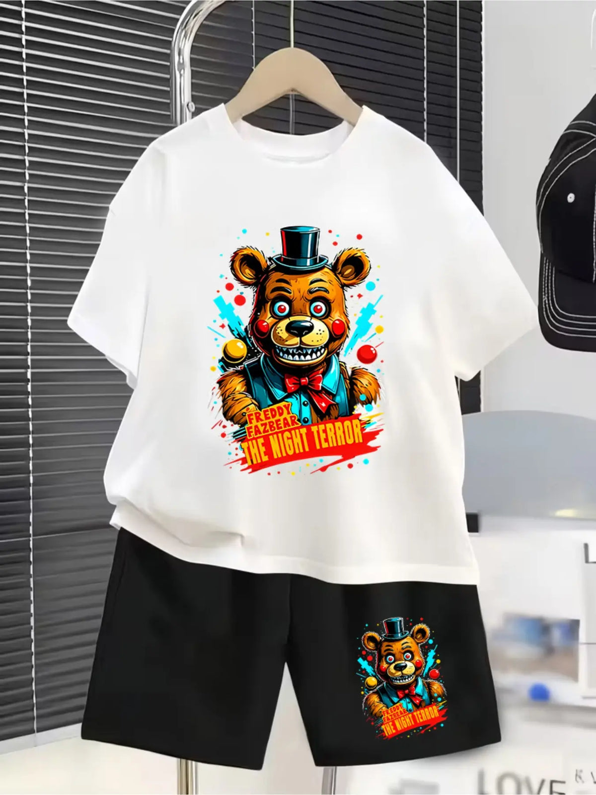 Five Nights At Freddy's Freddy Fazbear Printed Children's Short-Sleeved Set Summer Casual, Comfortable, Fashionable, Everyday, Outdoor Versatile T-Shirt And Shorts Set, Cartoon Printed Set, Ideal Gift Choice