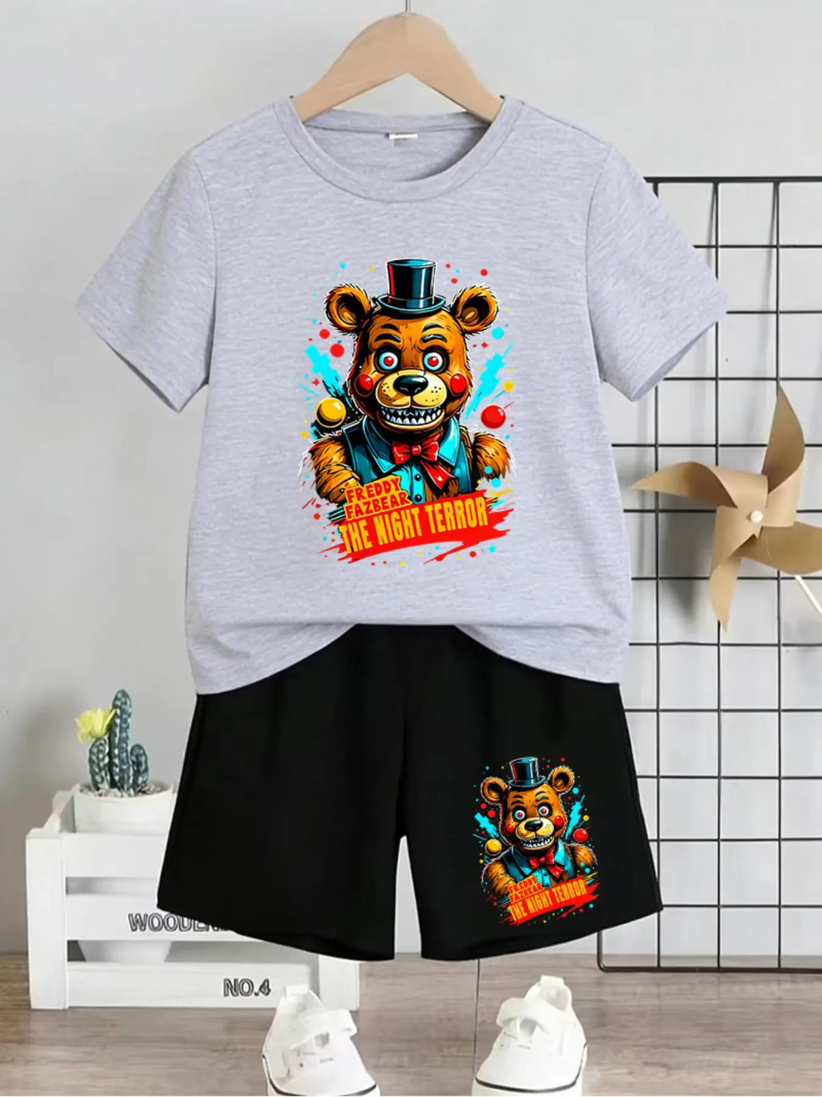 Five Nights At Freddy's Freddy Fazbear Printed Children's Short-Sleeved Set Summer Casual, Comfortable, Fashionable, Everyday, Outdoor Versatile T-Shirt And Shorts Set, Cartoon Printed Set, Ideal Gift Choice