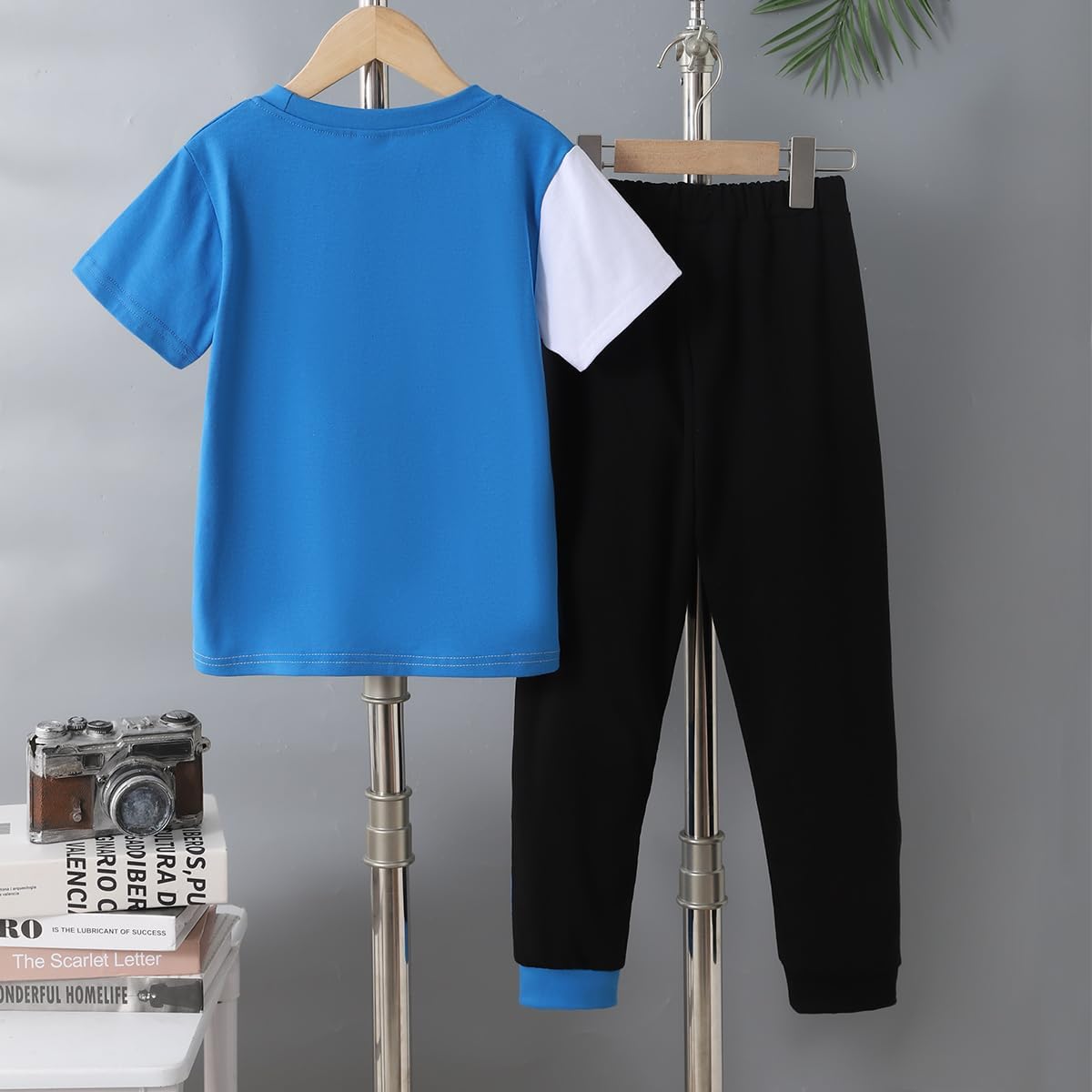 Axumity Tween Boys' 2-Piece Casual Outfit Spring Summer Short Sleeve Crewneck Top & Color Block Pants Size 6-13