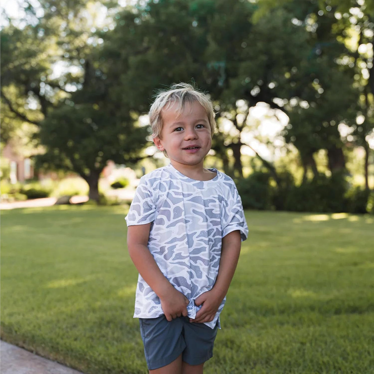 Burlebo Youth Go to Tee Lightweight Performance T Shirt for Kids, Breathable Athletic Short Sleeve Shirt