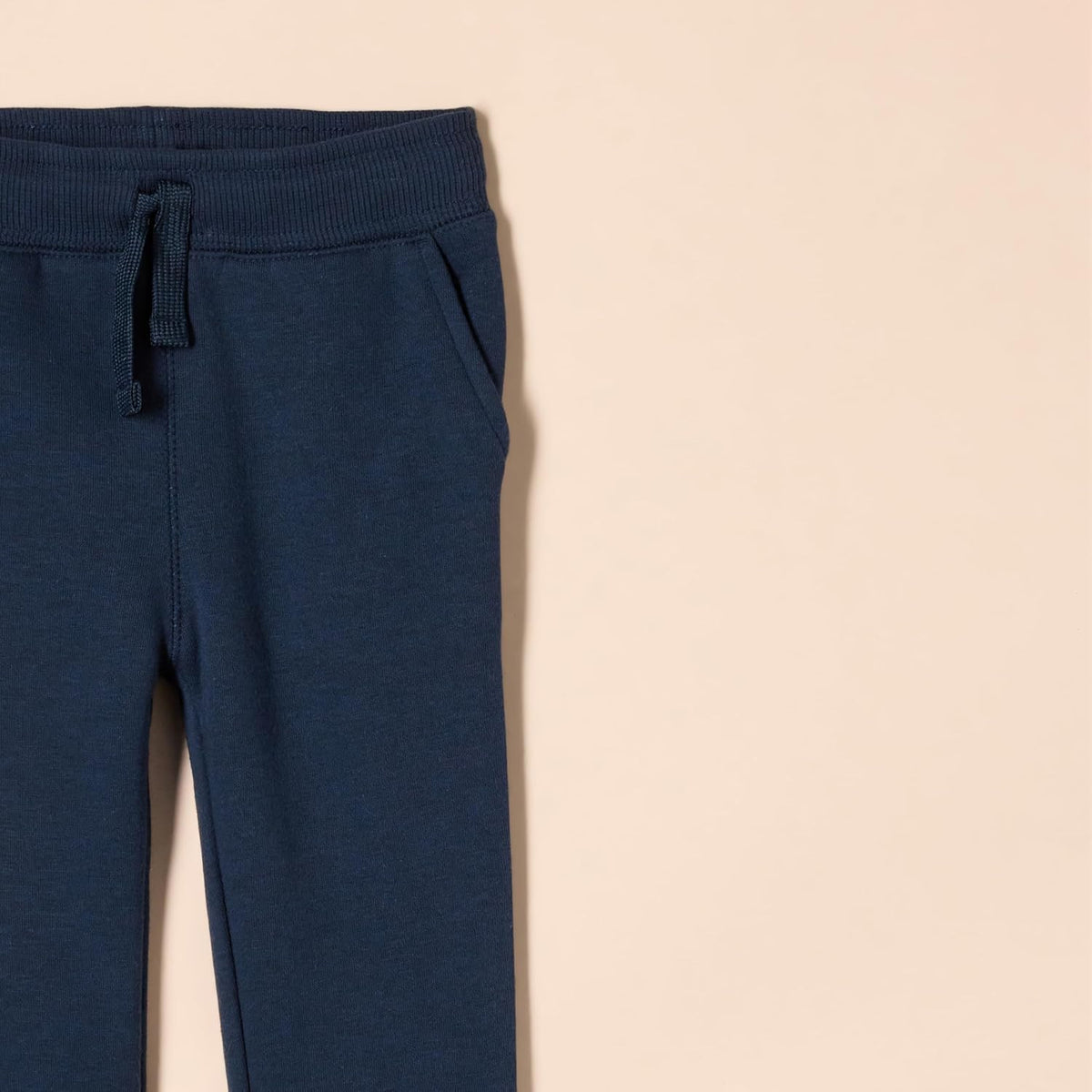 Amazon Essentials Boys and Toddlers' Fleece Jogger Sweatpants with Elastic Waist and Drawstring, Multipacks