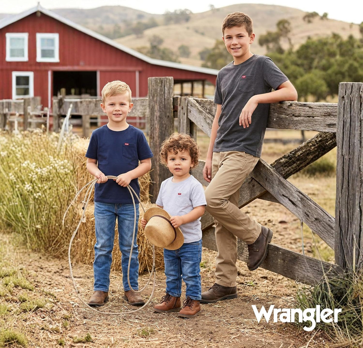 Wrangler Boys T Shirts 2-Pack - Crew Neck Pocket Tee, Soft Cotton Blend