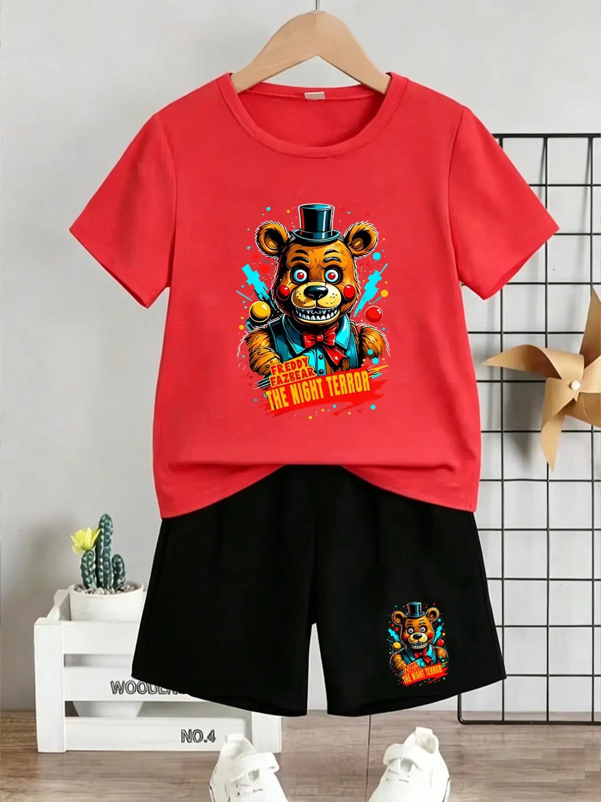 Five Nights At Freddy's Freddy Fazbear Printed Children's Short-Sleeved Set Summer Casual, Comfortable, Fashionable, Everyday, Outdoor Versatile T-Shirt And Shorts Set, Cartoon Printed Set, Ideal Gift Choice