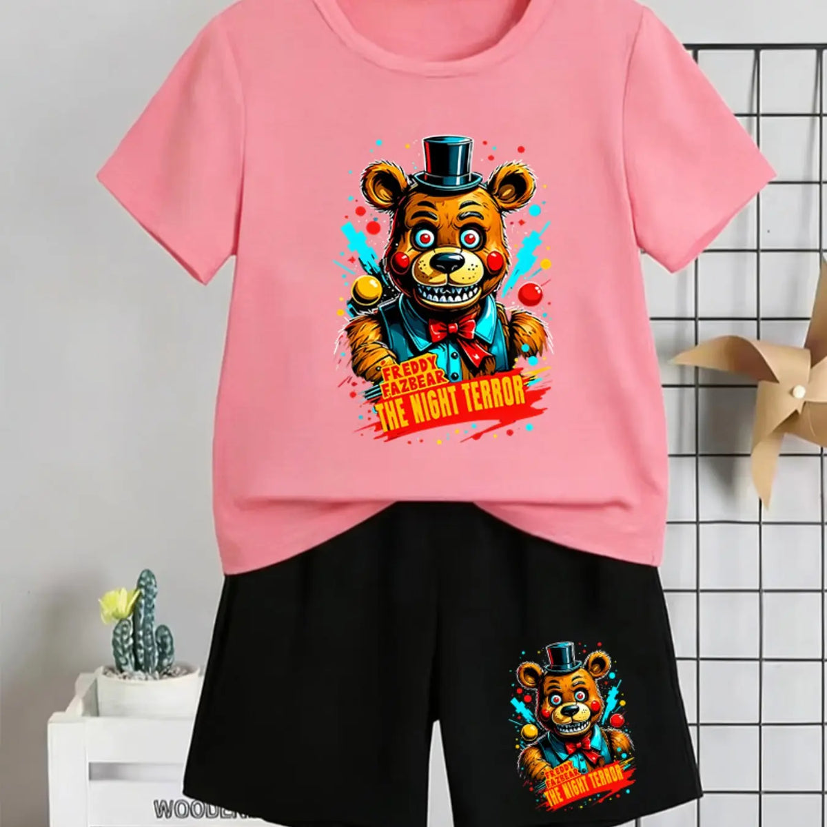Five Nights At Freddy's Freddy Fazbear Printed Children's Short-Sleeved Set Summer Casual, Comfortable, Fashionable, Everyday, Outdoor Versatile T-Shirt And Shorts Set, Cartoon Printed Set, Ideal Gift Choice